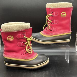 Sorel Yoot pac youth snowboots pink black size 4 waterproof NY1443-600